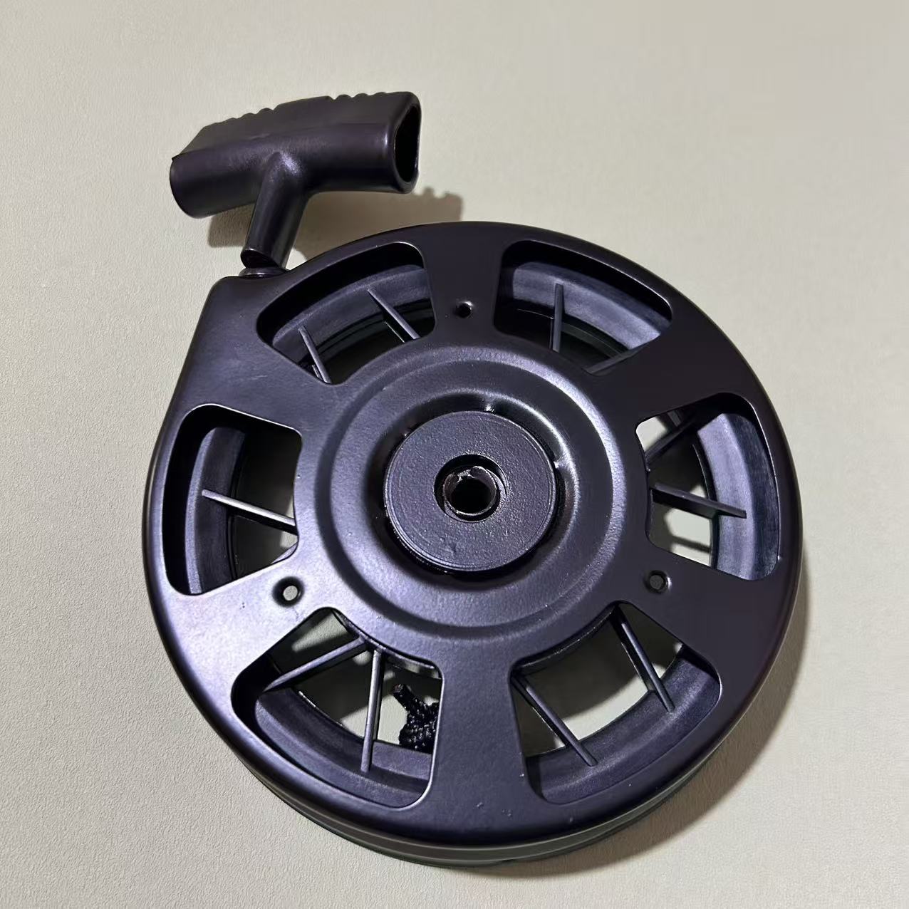590637 590702 590739 Recoil Starter 590637 590702 590739 Pull Start Replacement for Tecumseh LEV150 LV195EA OV195EA Engine Rewind Starter Assembly for Lawn Mower Snow Blower - Image 1