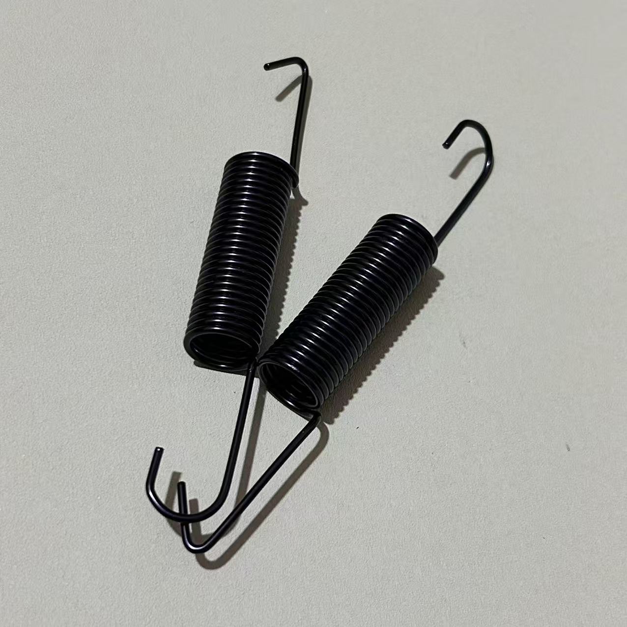 56f2da26e8b043f81c8272e7cdeecf16 2X GX21582 Deck Belt Tension Spring for John Deere L120 L130 X140 145 D140 D150 D160 D170 G110 LA140 LA145 LA175 X165 Lawn Mower Accessories - Image 1