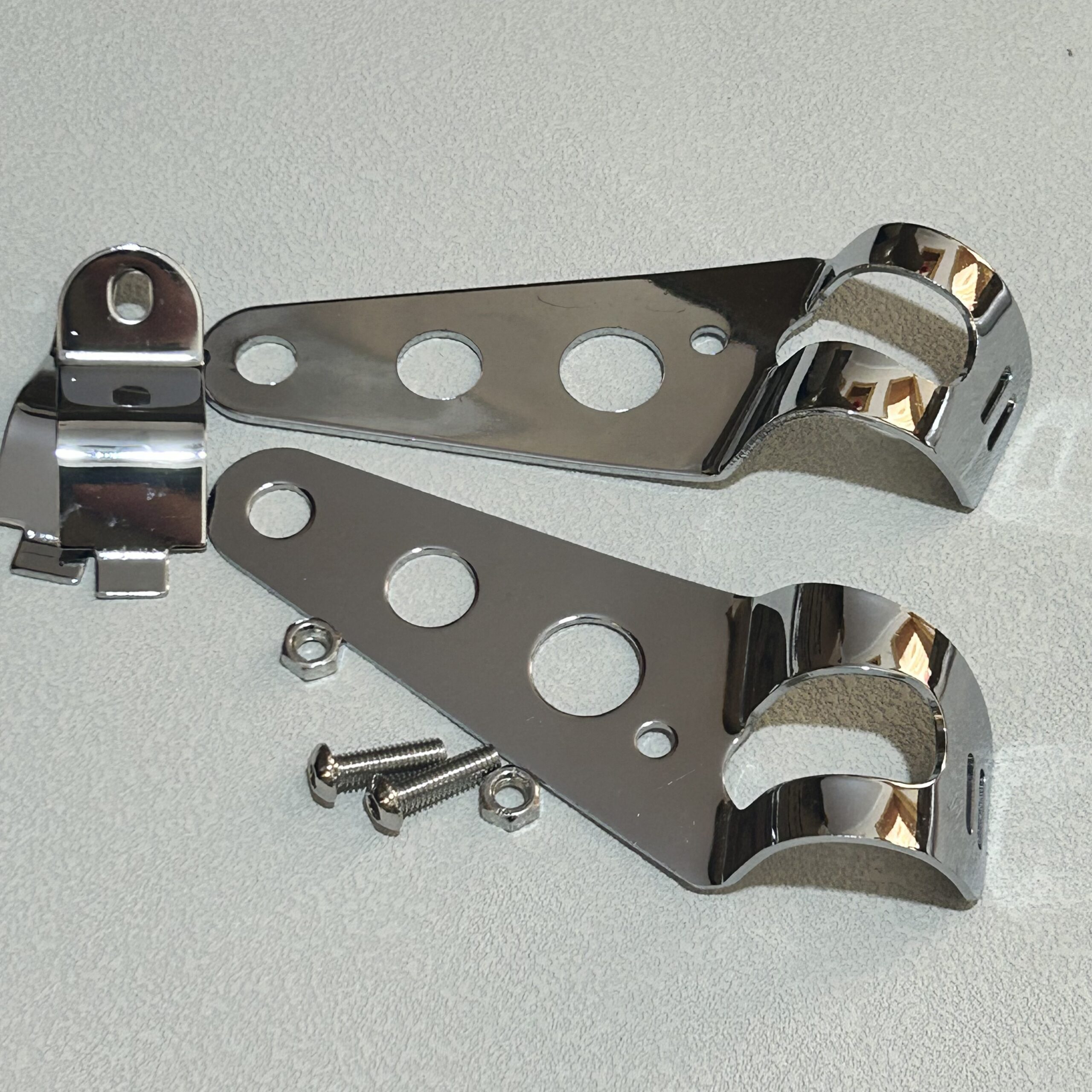 For Bobber Cafe Racer 283134mm Chrome Headlight Mount Bracket Fork Ear 28/31/34mm Motorcycle Light Holder for Bobber Cafe Racer Chopper Dyna Sportster Softail - Image 1